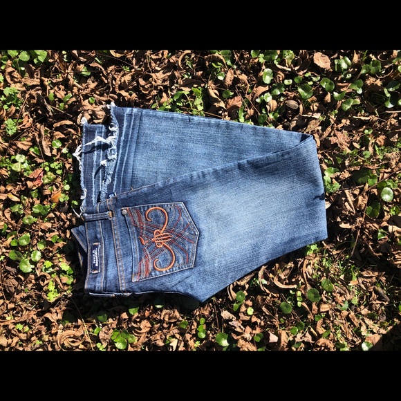 Rock and Republic Jeans - Picture 13 of 16